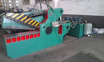 Q43-200T/1.2米鳄鱼式液压剪铁机
